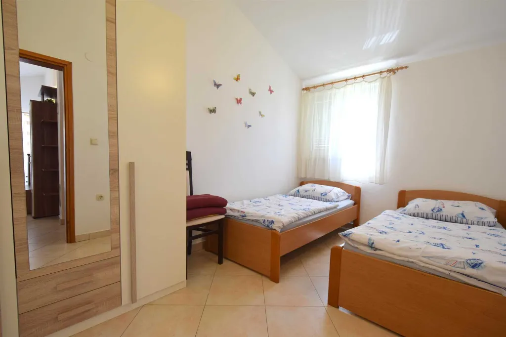 Holiday House with Terrace for 4 in Malinska