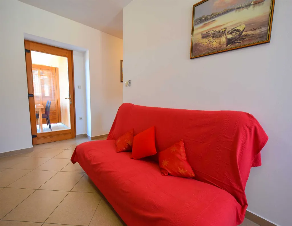 2-Bedroom Apartment with Balcony in Malinska