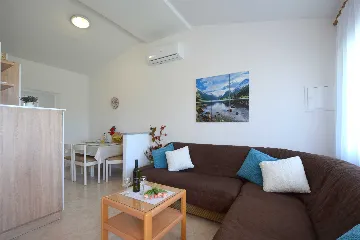 Two-Bedroom Apartment with Balcony in Sveti Anton
