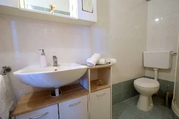 Two-Bedroom Apartment with Balcony in Sveti Anton