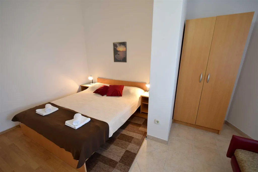 Two-Bedroom Apartment with Balcony in Sveti Anton