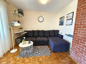 2-Bedroom Apartment with Shared Pool in Malinska