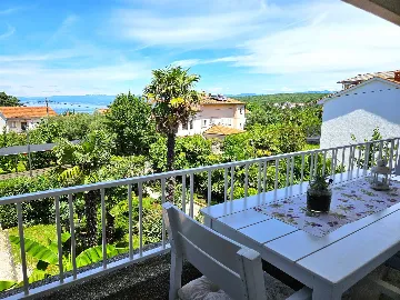 2-Bedroom Apartment with Shared Pool in Malinska