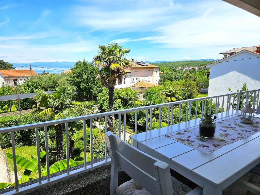 2-Bedroom Apartment with Shared Pool in Malinska