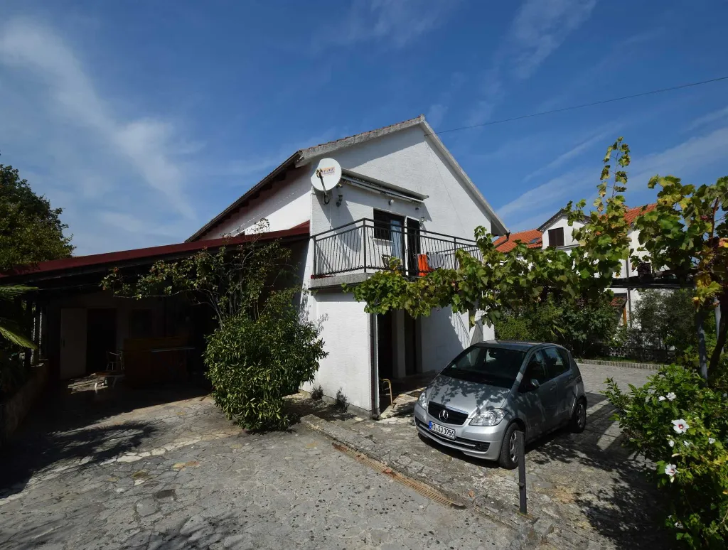 Studio Apartment for 3 in Vantačići