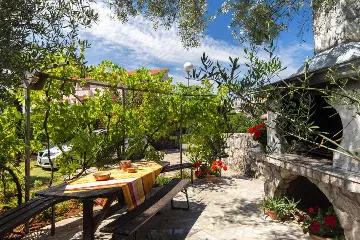 3-Bedroom Apartment in Malinska with Terrace