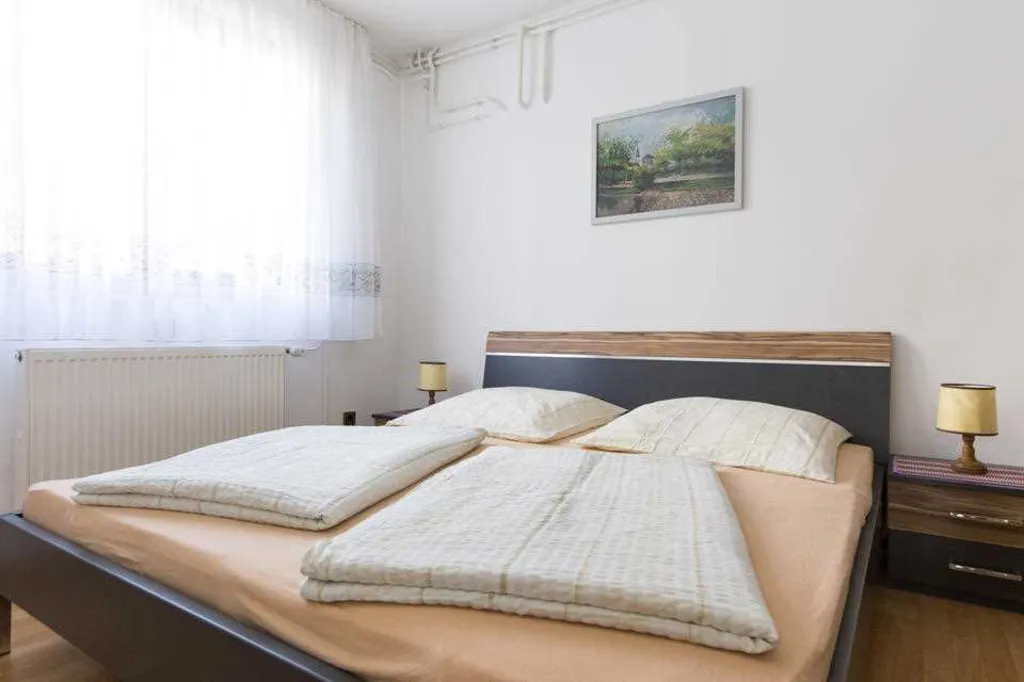 3-Bedroom Apartment in Malinska with Terrace