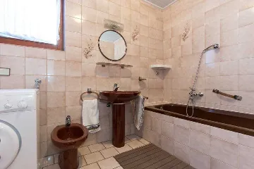 3-Bedroom Apartment in Malinska with Terrace