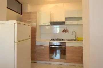 2-Bedroom Apartment in Malinska with Balcony