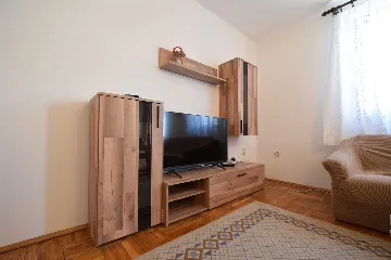 2-Bedroom Apartment in Malinska with Balcony