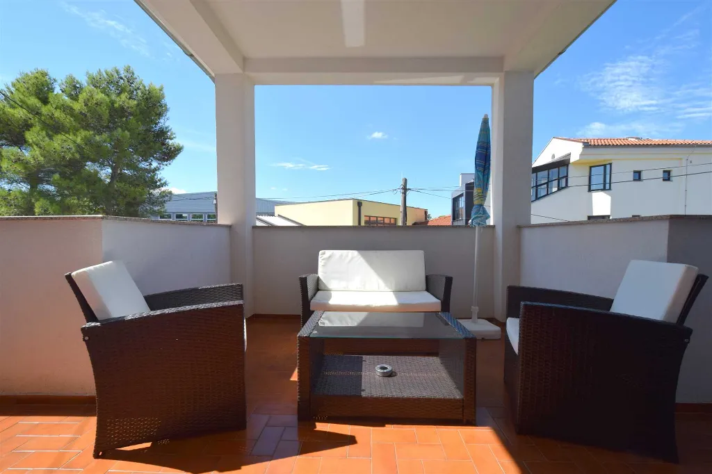 2-Bedroom Apartment in Malinska with Balcony