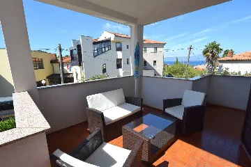 2-Bedroom Apartment in Malinska with Balcony