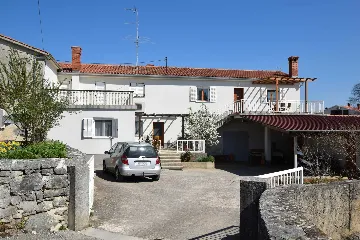 2-Bedroom Apartment in Nenadići for 4 Guests