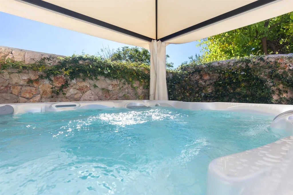Holiday House in Polje (Krk) for up to 6