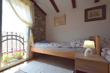 2-Bedroom Apartment in Čižići (4 Guests)