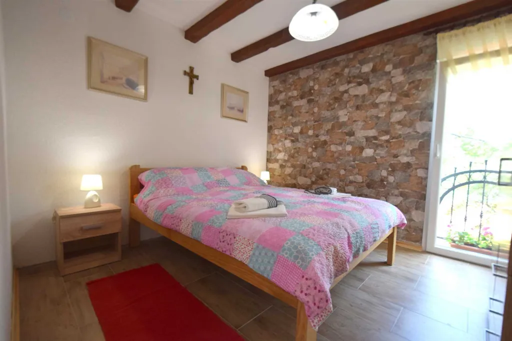 2-Bedroom Apartment in Čižići (4 Guests)