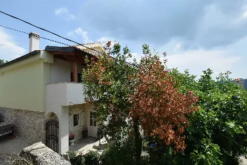 2-Bedroom Apartment in Čižići (4 Guests)