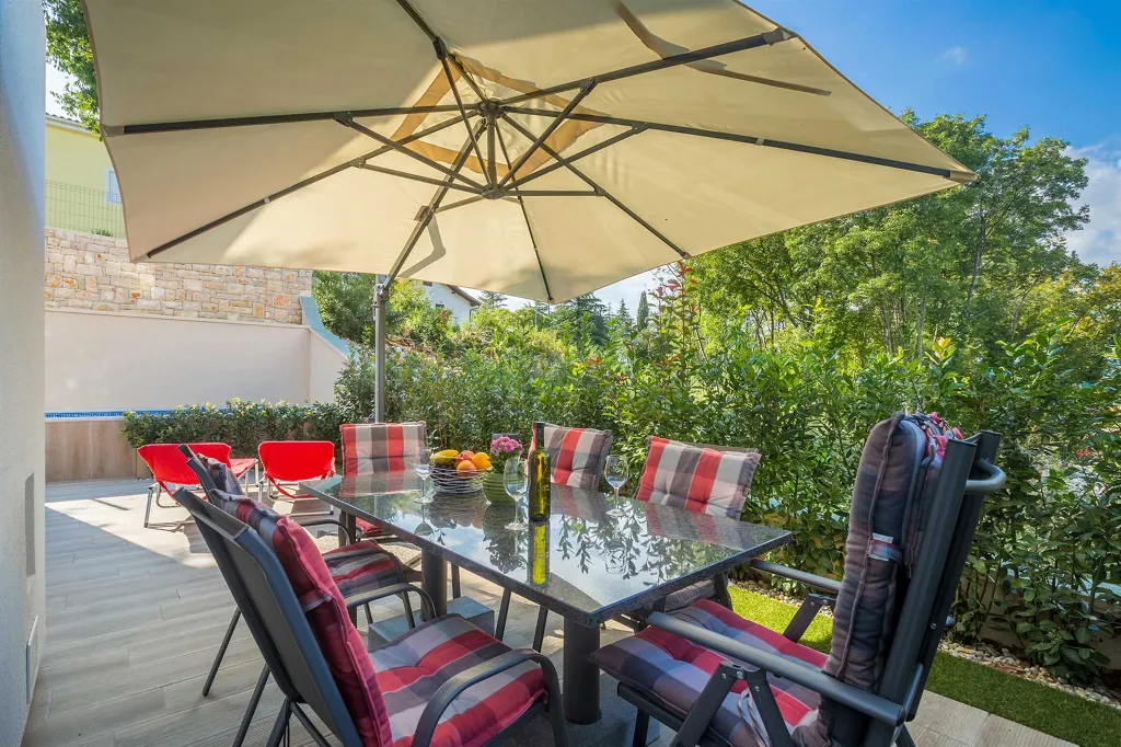 Villa in Malinska for up to 8 Guests