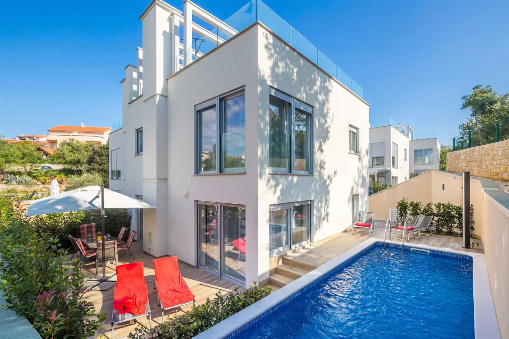 Villa in Malinska for up to 8 Guests