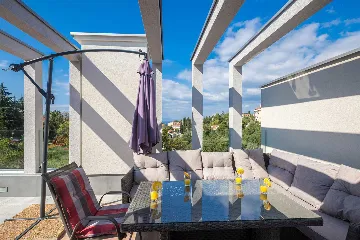 Villa in Malinska for up to 8 Guests