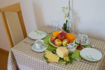 Studio Apartment in Vantačići for 2 Guests