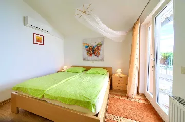Studio Apartment in Vantačići for 2 Guests