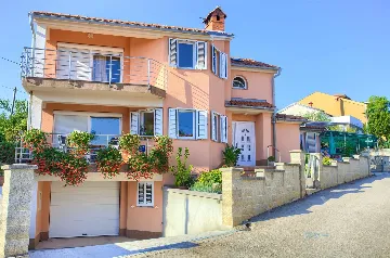 Studio Apartment in Vantačići for 2 Guests