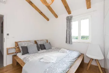 3-Bedroom Villa in Oštrobradići for 6 Guests