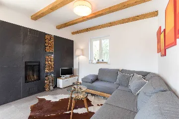 3-Bedroom Villa in Oštrobradići for 6 Guests