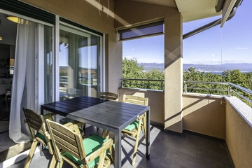 Čižići 2-Bedroom Apartment for 4 Guests