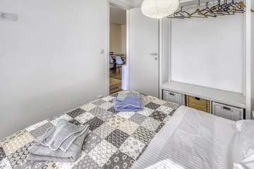 2-Bedroom Apartment in Čižići for 4 Guests