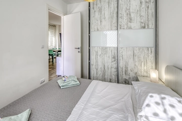 2-Bedroom Apartment in Čižići for 4 Guests