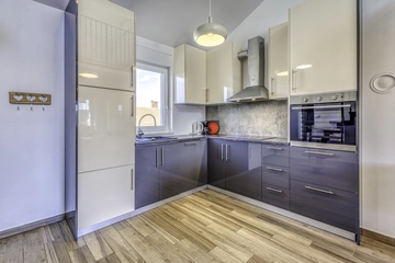 Apartment with Balcony in Čižići for 4 Guests