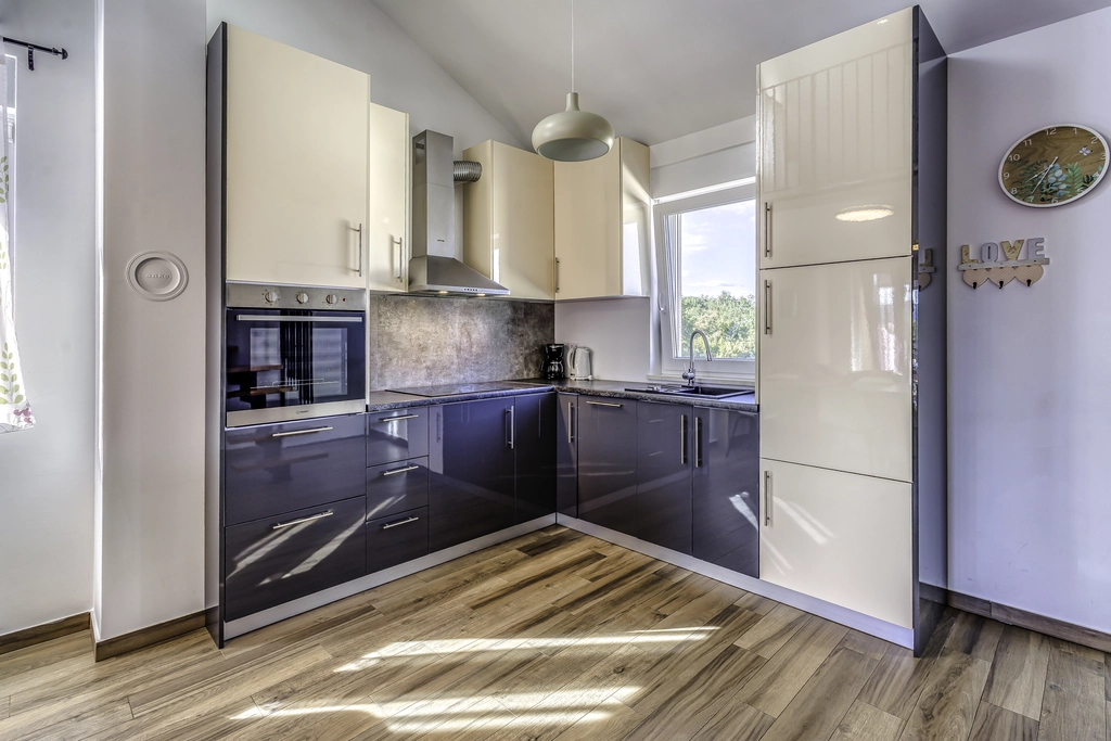 Čižići 2-Bedroom Apartment for 4 Guests