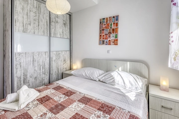 Čižići 2-Bedroom Apartment for 4 Guests