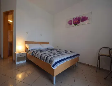 Ground-Floor Room with Terrace in Malinska (3 Guests)