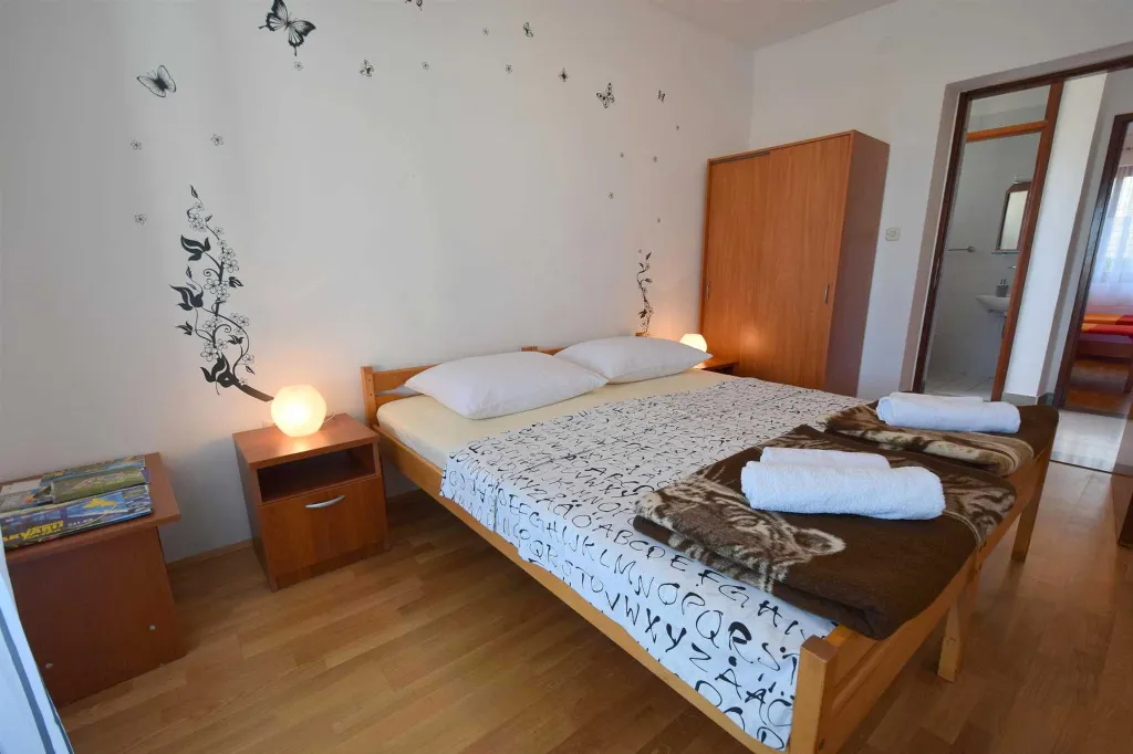 3-Bedroom Apartment on Ground Floor in Njivice