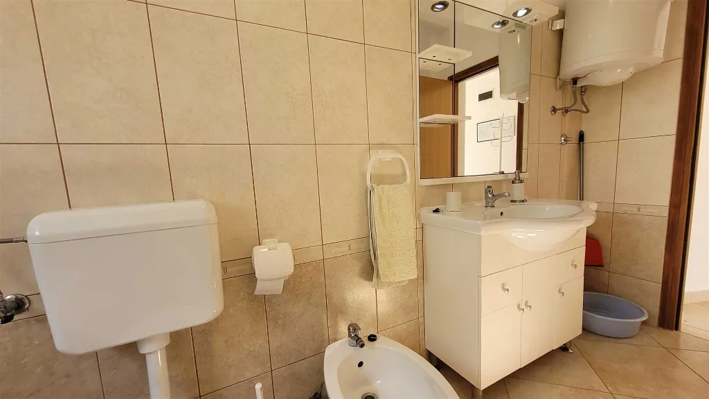 Apartment for 3 Guests with Balconies in Omisalj