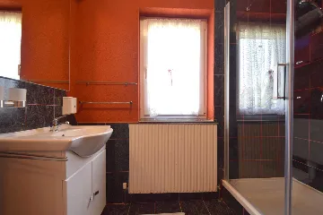 Sea-View Apartment with Balcony in Vantačići