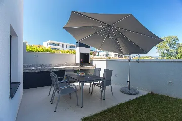 Malinska 1-Bedroom Apartment with Terrace