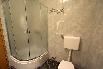 2-Bedroom Apartment in Gabonjin for 4 Guests