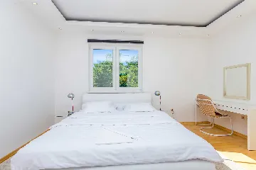 5-Bedroom Villa with Private Pool in Ičići