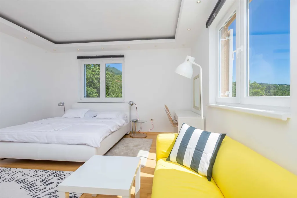 5-Bedroom Villa with Private Pool in Ičići
