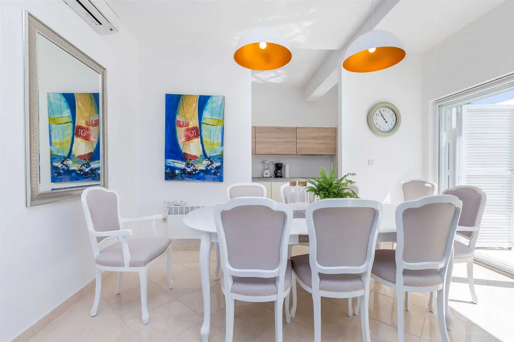 5-Bedroom Villa with Private Pool in Ičići
