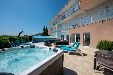 5-Bedroom Villa with Private Pool in Ičići