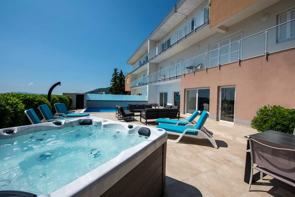 5-Bedroom Villa with Private Pool in Ičići