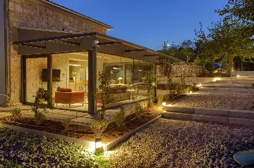 2-Bedroom Villa in Bajčići for 6 Guests