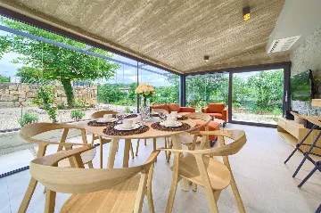 2-Bedroom Villa in Bajčići for 6 Guests