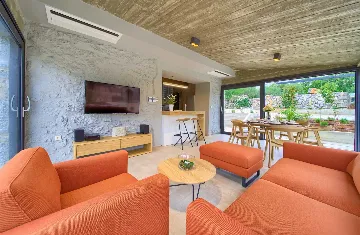 2-Bedroom Villa in Bajčići for 6 Guests