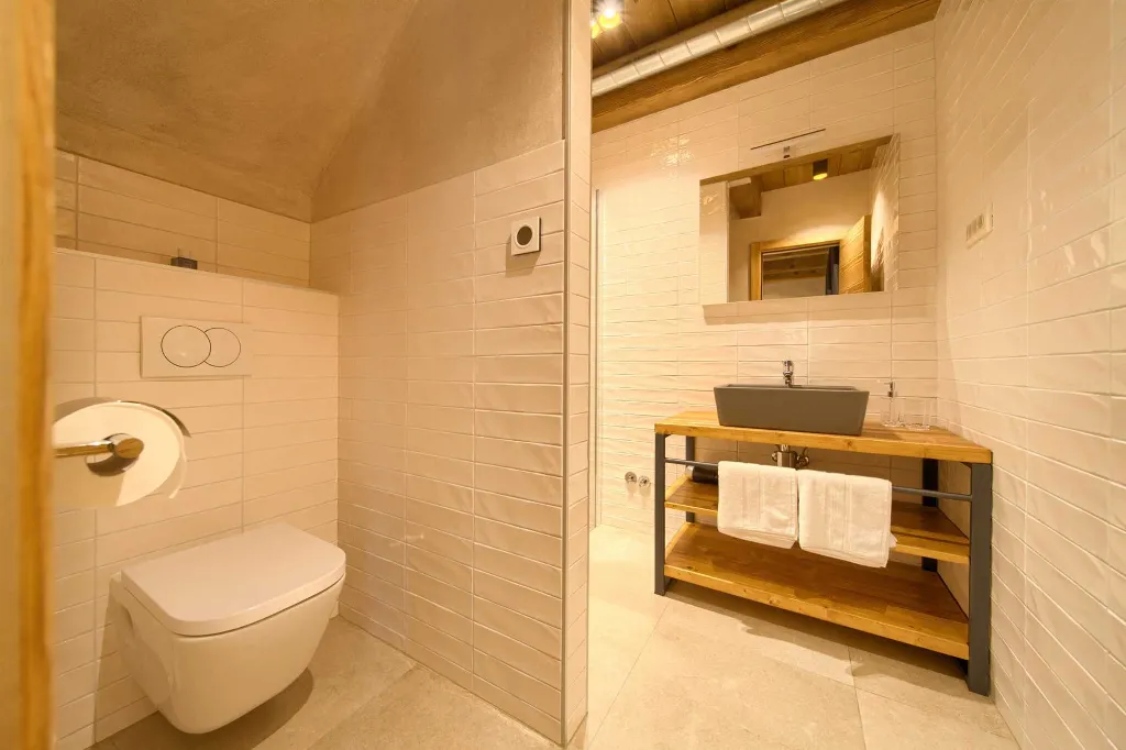 2-Bedroom Villa in Bajčići for 6 Guests
